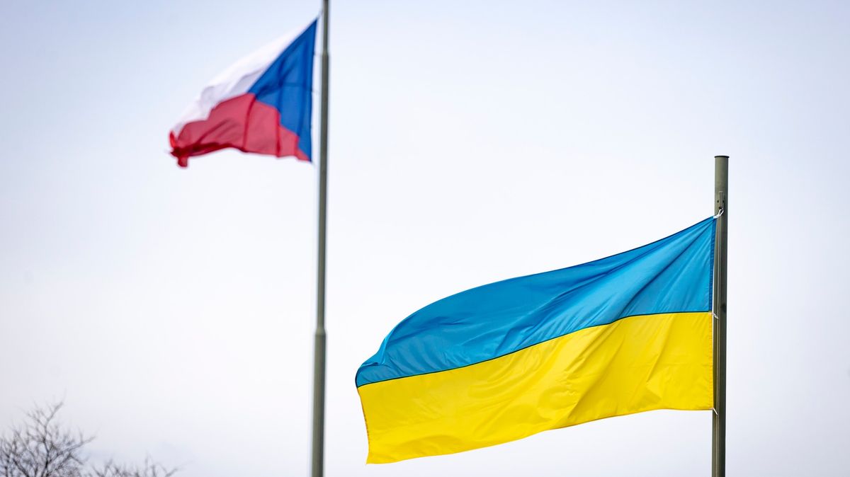 Odjeďte z Ukrajiny, doporučuje Čechům Ministerstvo zahraničí